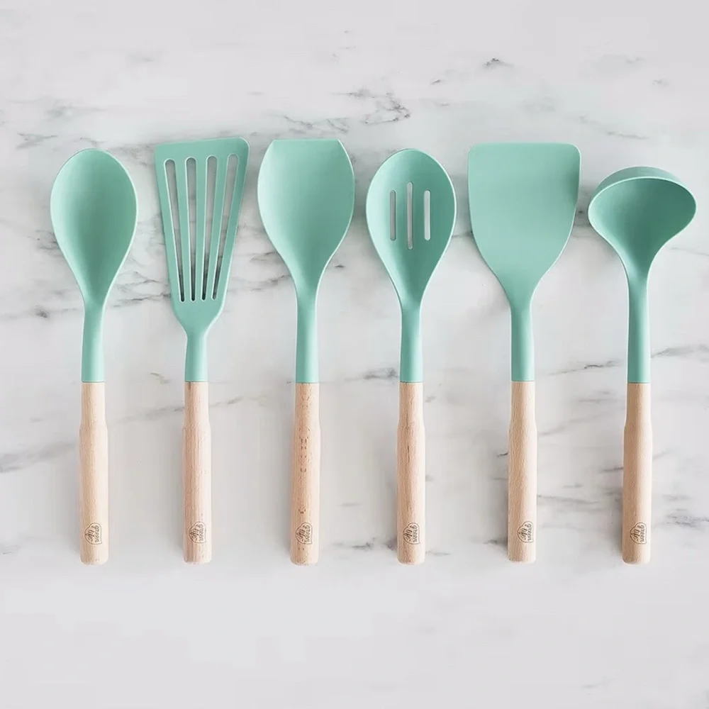 NWOT Green Life Nylon & Wood Kitchen Utensil Set